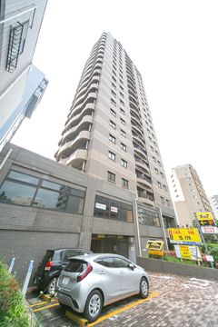 新宿区高田馬場のマンションの建物外観