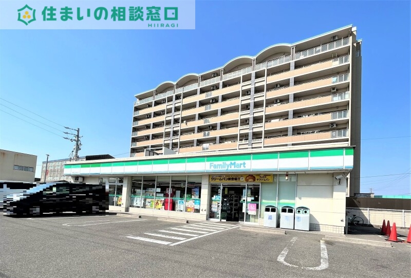 コンビニ　ファミリーマート岡崎石工団地口店（コンビニ）まで590m