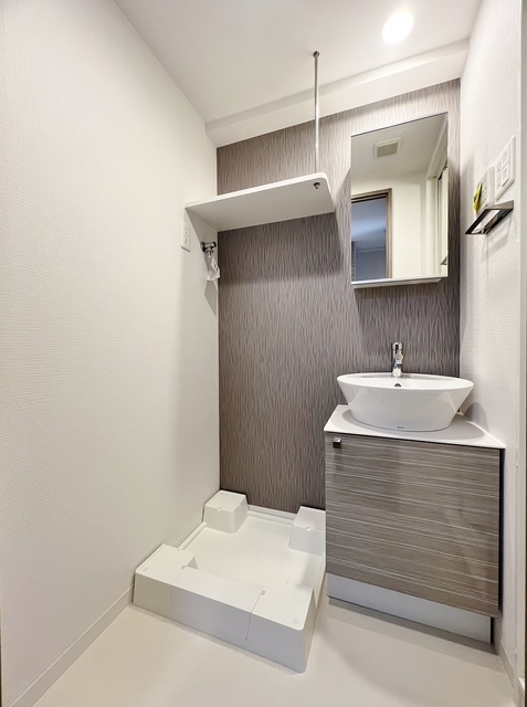 洗面設備　同仕様