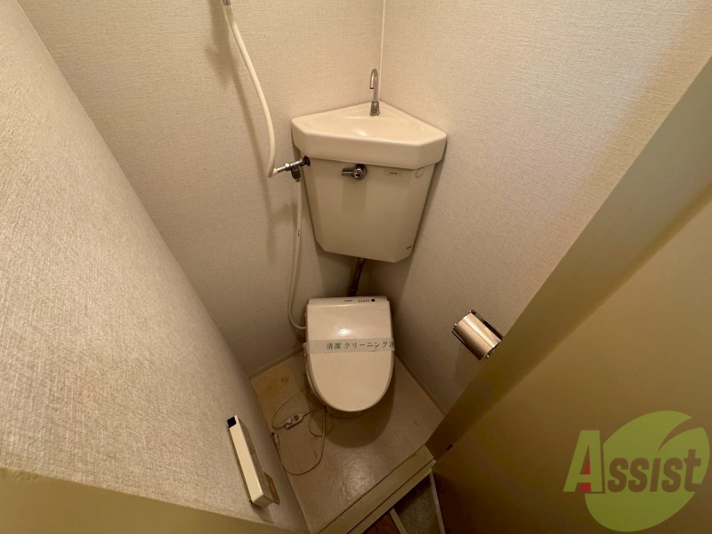 トイレ　ウォシュレット機能がついたトイレ。安心して使用できますね。