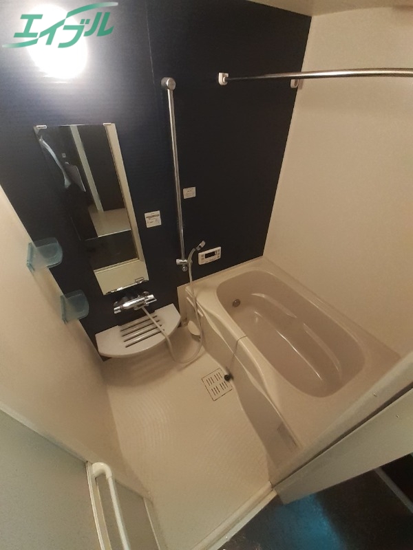 バス・シャワールーム　同物件別部屋の写真