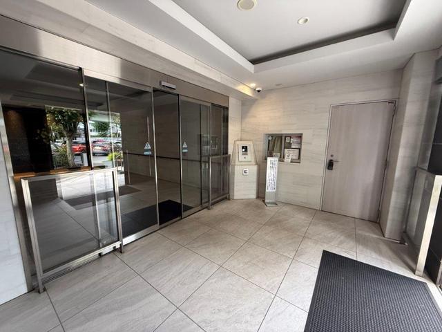 エントランス　エントランス