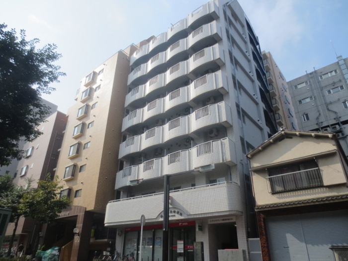 郵便局　鶴見駅前郵便局（郵便局）まで4m