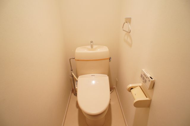 トイレ　ゆったりとした空間のトイレです