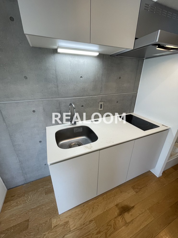 キッチン　写真と現況が異なる場合は現況を優先いたします。