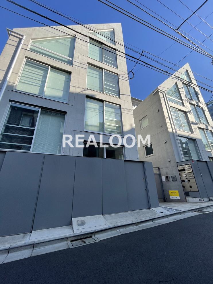 建物外観　写真と現況が異なる場合は現況を優先いたします。