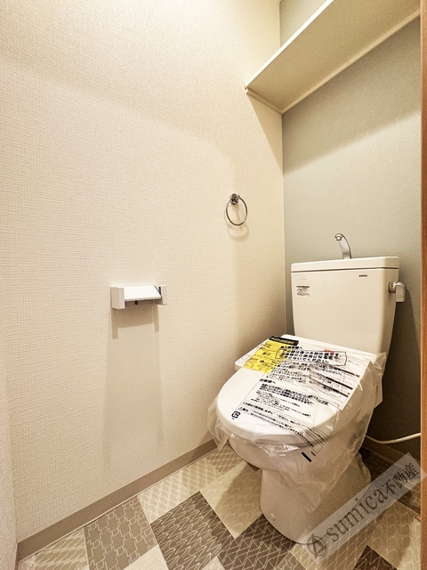 トイレ　温水洗浄便座完備♪