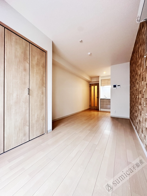 居室・リビング　ホワイトベースで明るい内装♪