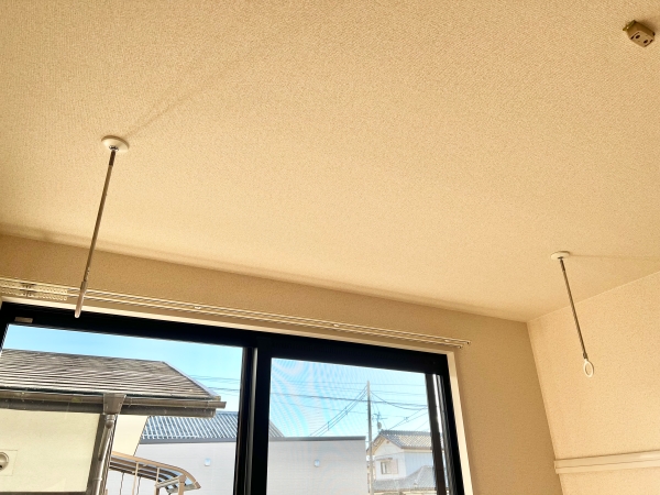 その他　室内物干しがあり雨の日や夜間でも洗濯物が干せ便利です。