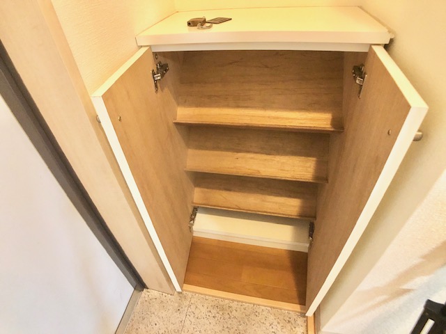 洗面設備　シューズBOX