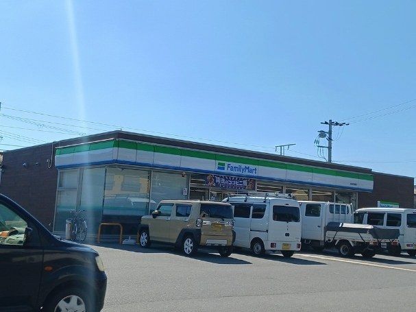コンビニ　ファミリーマート高砂魚橋店（コンビニ）まで550m