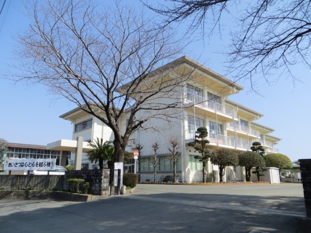 小学校　合志市立西合志南小学校（小学校）まで1020m