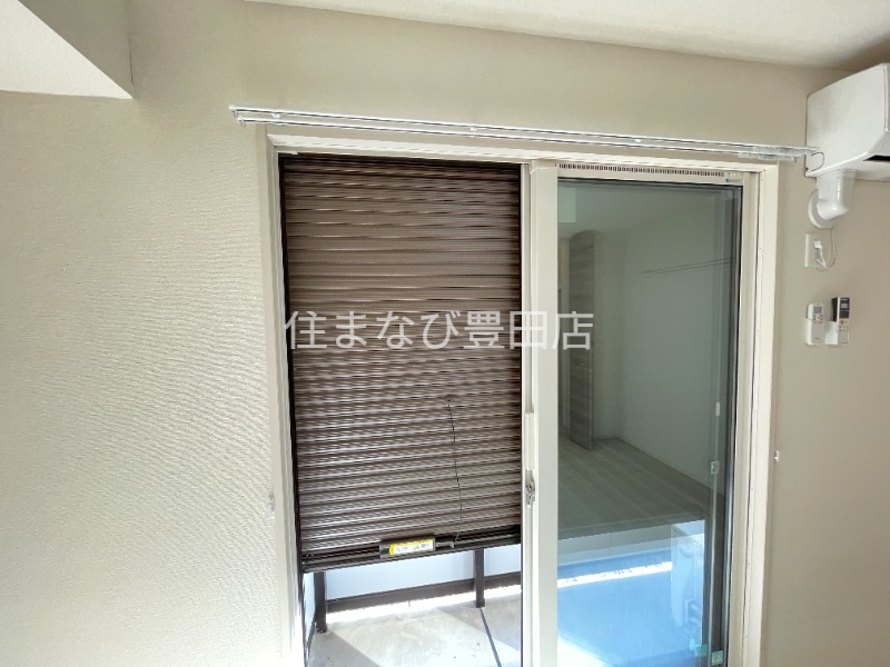 バルコニー　清掃前