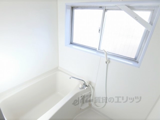 その他部屋・スペース　ベランダに洗濯機が設置できます。