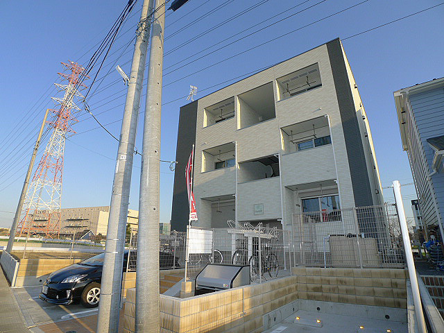 建物外観　ソレイユ美南のお問合せは、アソシエ住まいの窓口へ。