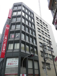 銀行　三菱UFJ信託銀行（株） 渋谷支店（銀行）まで523m