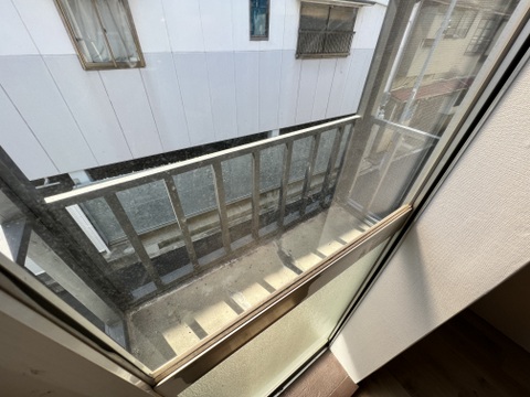 バルコニー　バルコニー付き