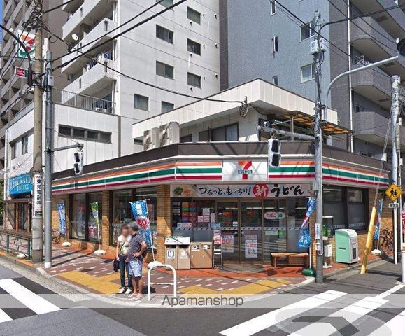 コンビニ　セブンイレブン（コンビニ）まで140m