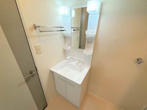 洗面設備　洗面化粧台