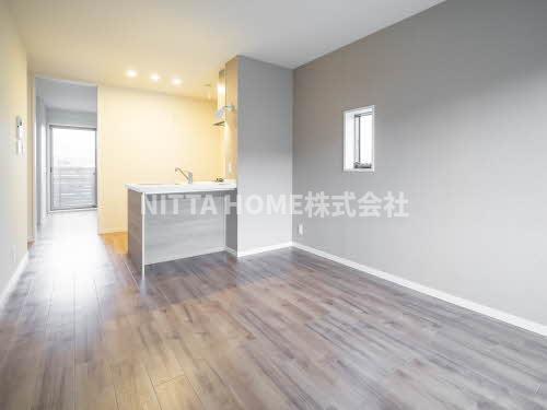 居室・リビング　リビングは11.5帖です☆