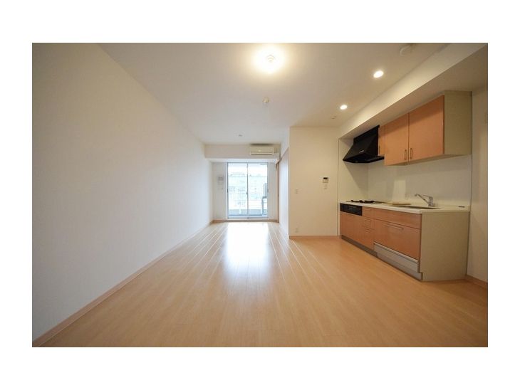 居室・リビング　※別部屋の参考写真です。