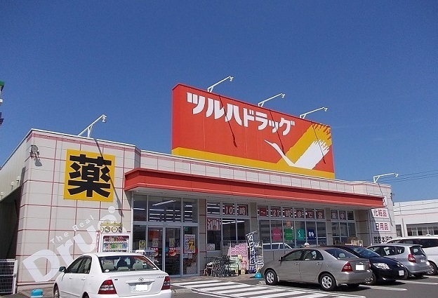 ドラックストア　ツルハドラッグ荒巻本沢店（ドラッグストア）まで500m