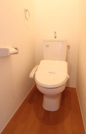 トイレ　※同間取り別部屋参考画像