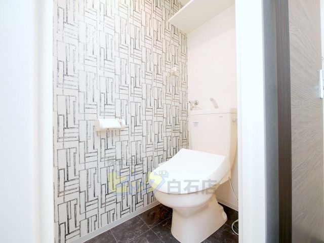 トイレ　ウォシュレット付きのトイレです♪