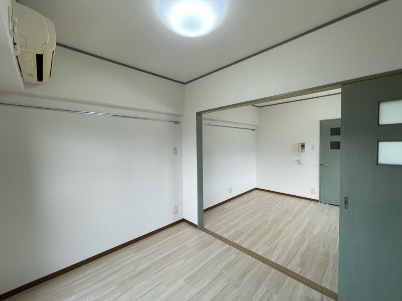 居室・リビング　別号室イメージ