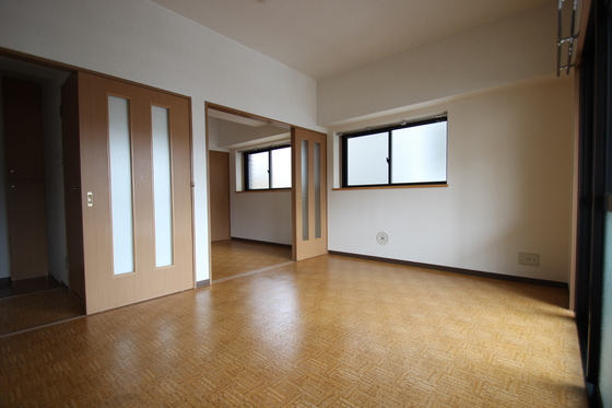 居室・リビング　※別部屋の写真です