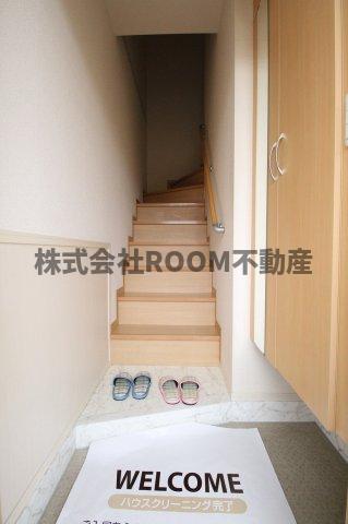 エントランス　ゆとりのあるエントランスです