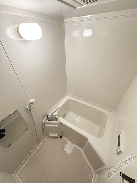 バス・シャワールーム　追い炊き機能付きバスルーム♪♪