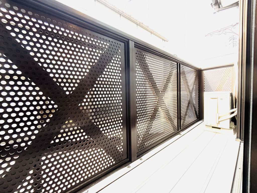 バルコニー　バルコニー