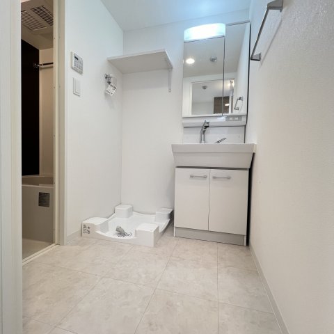 洗面設備　同仕様タイプです