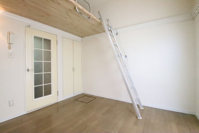 居室・リビング　※別室の参考写真の為、現況優先です。