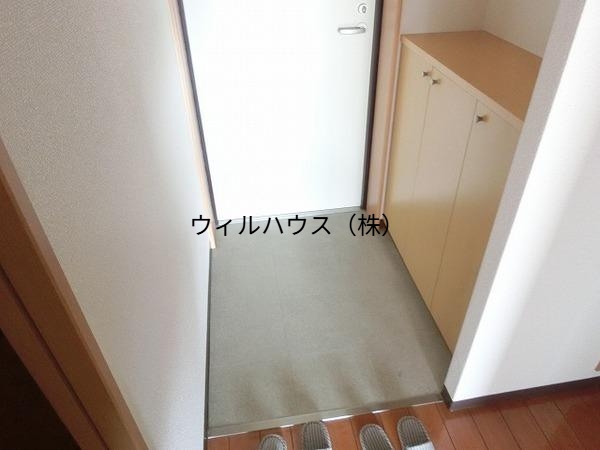 玄関　シューズボックスあり！