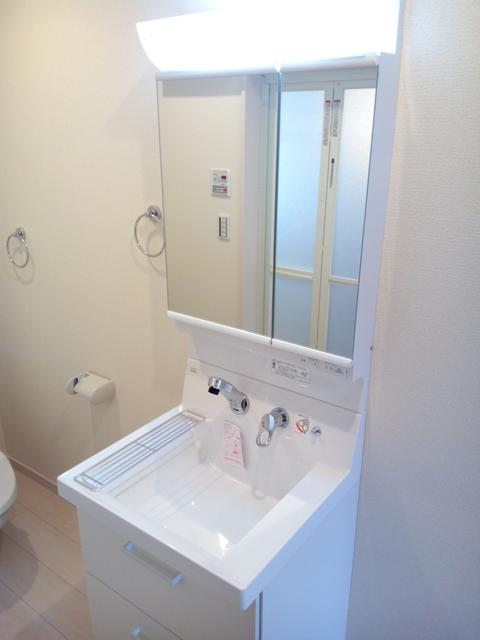 洗面設備　洗面所　※同物件・同仕様画像