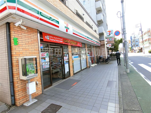 コンビニ　セブンイレブン　大田区羽田（コンビニ）まで439m