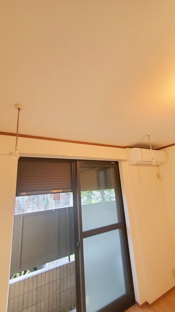 その他設備　★※別号室の写真です　室内物干しフック★