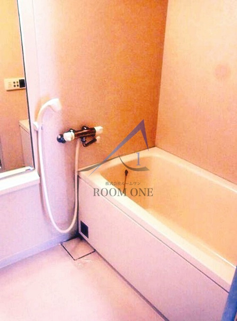 バス・シャワールーム　お風呂です。