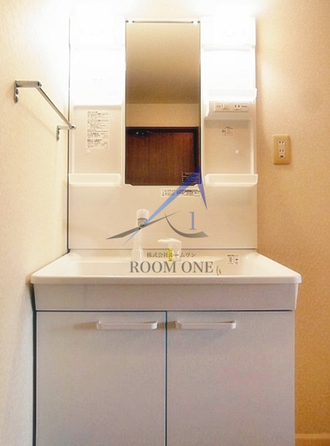 洗面設備　洗面台です。