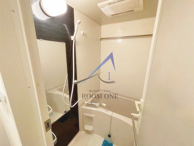 バス・シャワールーム　お風呂です。