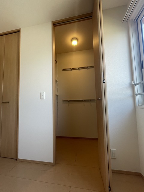 収納　別部屋参考写真です