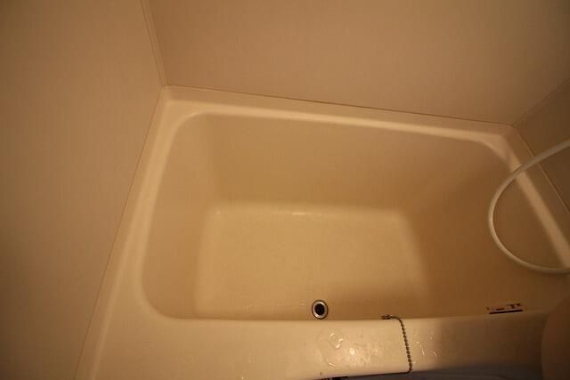 バス・シャワールーム　ゆったり過ごせるお風呂です