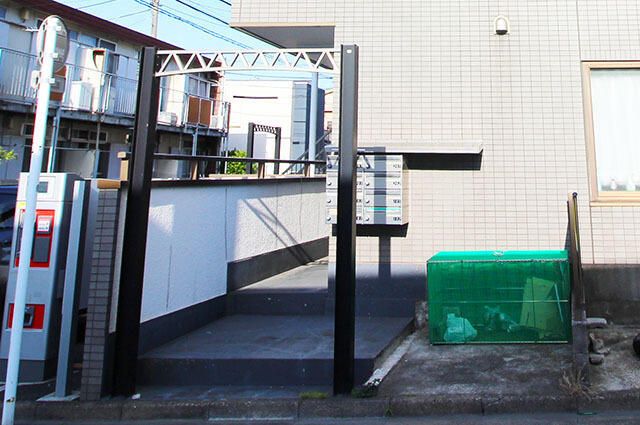 エントランス　建物の内部です