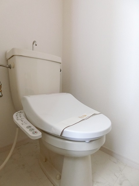 トイレ　清潔感のあるトイレです