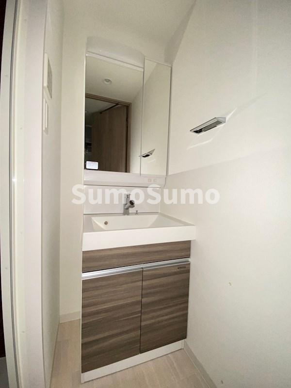 洗面設備　使いやすい洗面所です