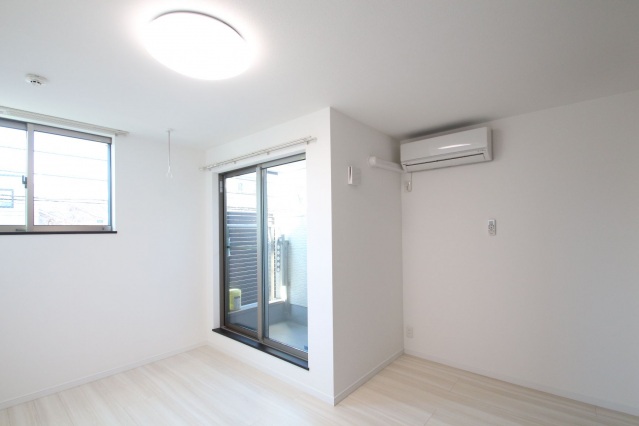 居室・リビング　リビング