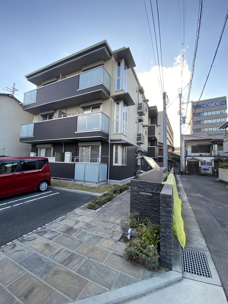 建物外観　ボン　クロシェット