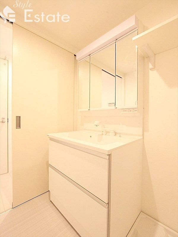 洗面設備　洗面所　洗髪洗面化粧台